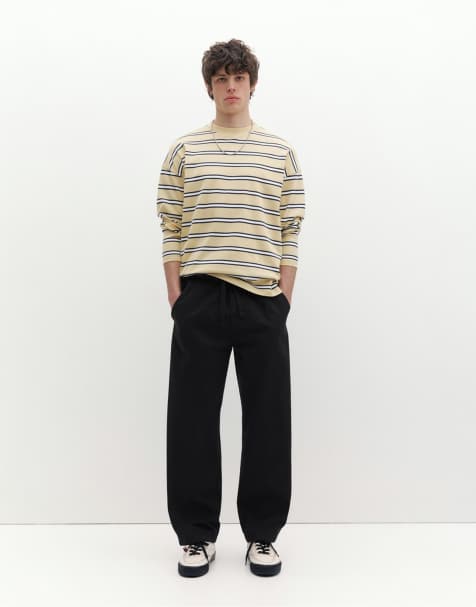 Pull&Bear Baggy jogger trousers in black - view 1