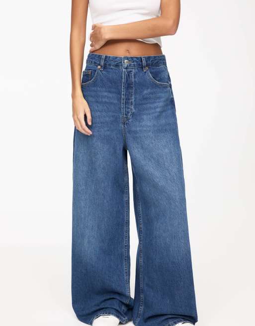Pull&Bear baggy oversized wide leg jeans in blue