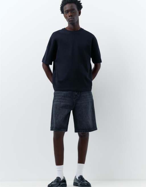 Pull&Bear Baggy relaxed fit denim bermuda shorts in faded black, 3 of 4