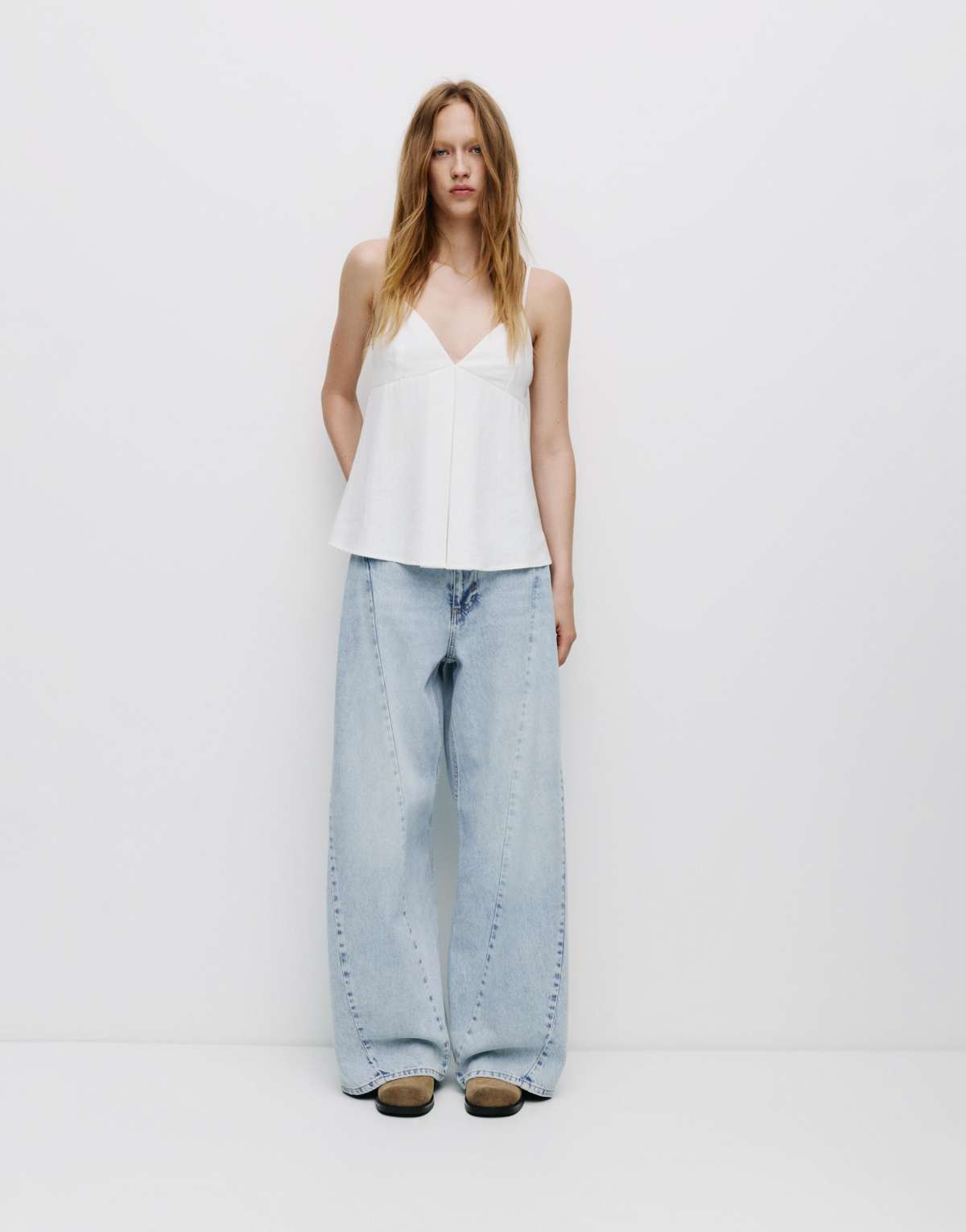 Pull&Bear Baggy seam jeans in pale blue