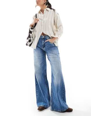 baggy wide leg jean in bleached mid blue