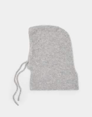 Pull & Bear - Balaklava aus Grobstrick in Mittelgrau
