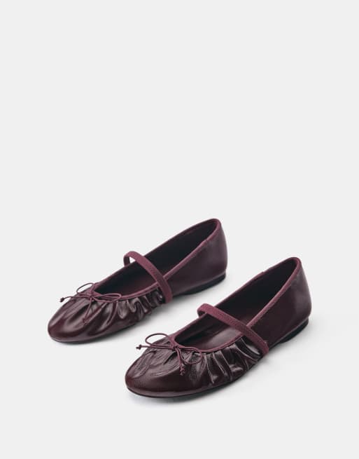 Pull&Bear Ballerinas mit Raffungen in Burgunderrot, 3 von 5