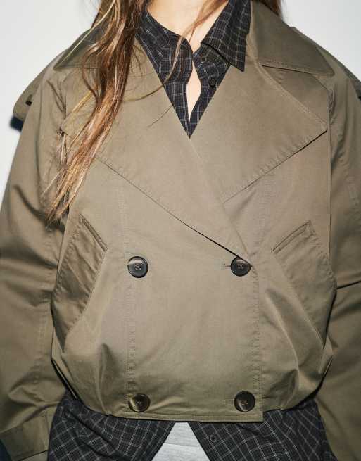Pull&Bear Balloon-fit short trench coat in dark khaki, 5 of 6