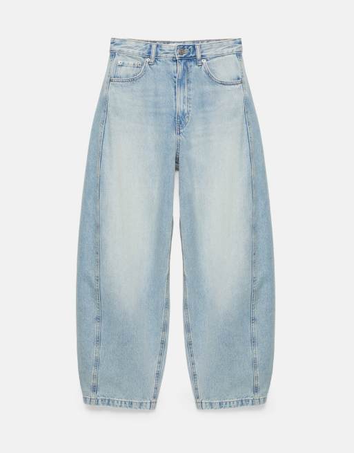Pull&Bear Balloon-Jeans mit Gürtelschlaufen in Hellblau, 6 von 7