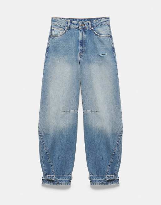 Pull&Bear Balloon  jeans with ripped details and adjustable tab in medium blue, 5 of 7