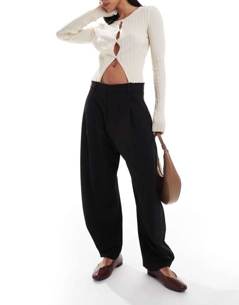 Pull&Bear balloon leg tailored pants in black - view 1