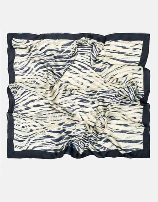 Pull&Bear bandana imprimé zèbre multicolore, 2 de 5