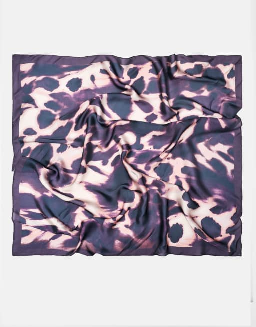 Pull&Bear bandana med print i lilla, 2 af 5