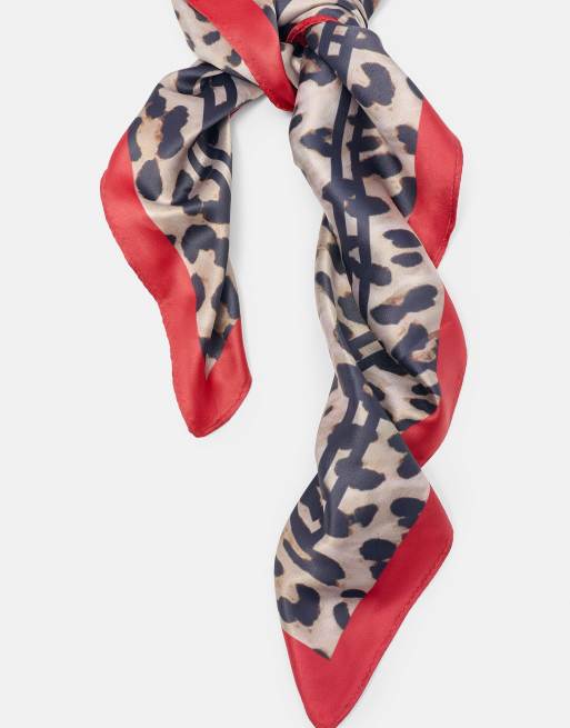 Pull&Bear Bandana mit Leopardenmuster in Rot, 5 von 5