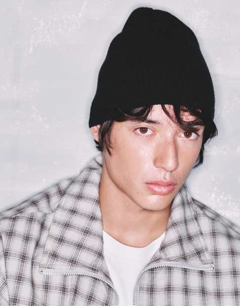 Pull&Bear basic beanie in zwart - view 1