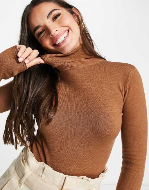 Pull&Bear - Basic coltrui in bruin