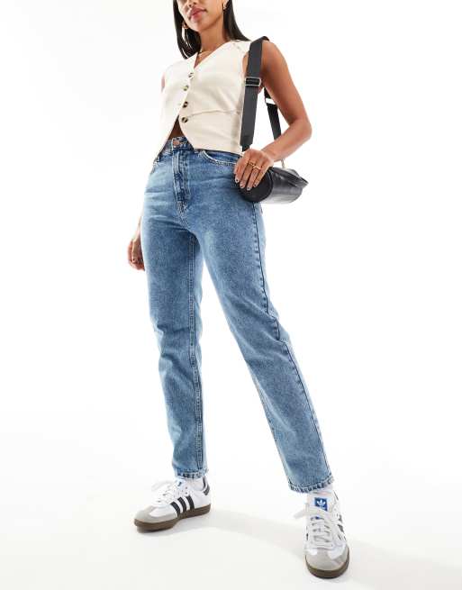 Pull&Bear - Basic mom jeans met hoge taille in middenblauw 