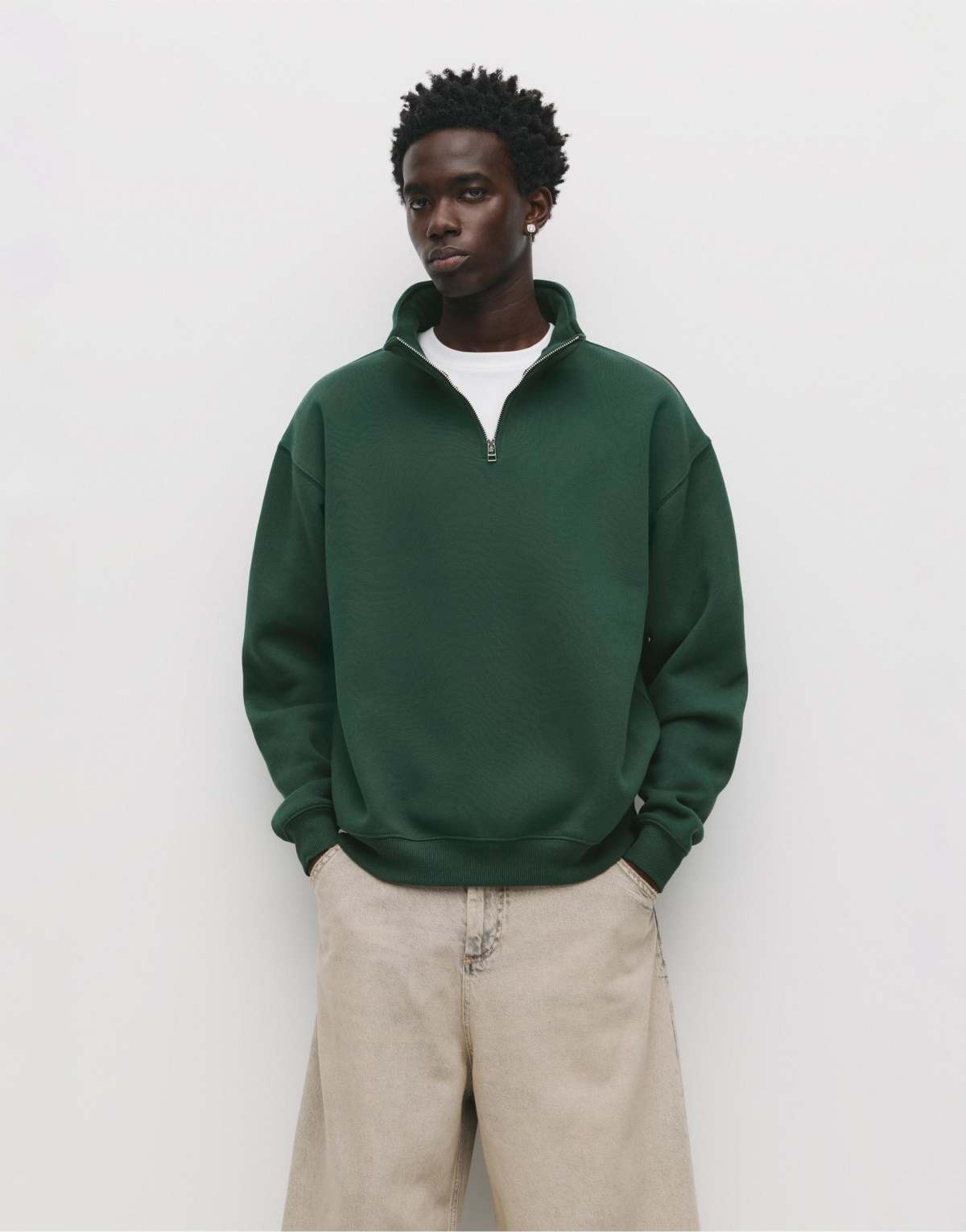 Pull&Bear Basic quarter-zip sweatshirt in bottle