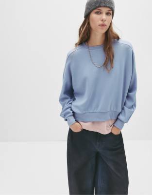 Pull & Bear - Basic-Sweatshirt in Blau mit Rundhalsausschnitt