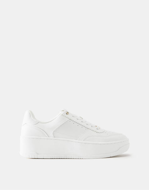 Pull&Bear - Baskets à semelle plateforme avec détail - Blanc - view 1