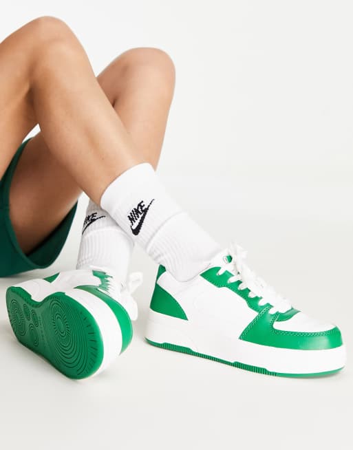 Pull&Bear - Baskets color block à semelle épaisse - Vert et blanc