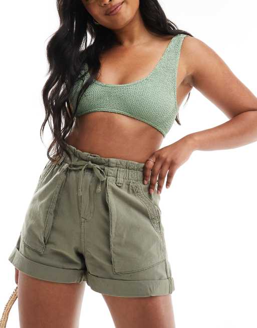 Pull&Bear – Baumwoll-Shorts in Khaki mit Paperbag-Bund