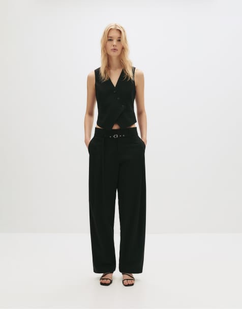 Pull&Bear Belted smart trousers in black - view 1