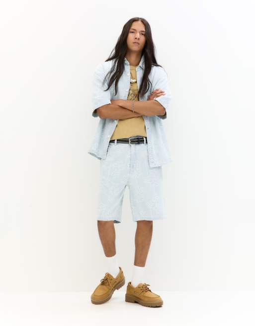 Pull&Bear - Bermuda baggy en jean à fleurs - Indigo pâle