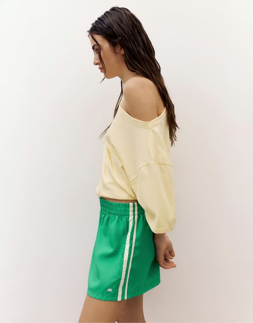 Pull&Bear bermuda con banda laterale verde, 3 di 7