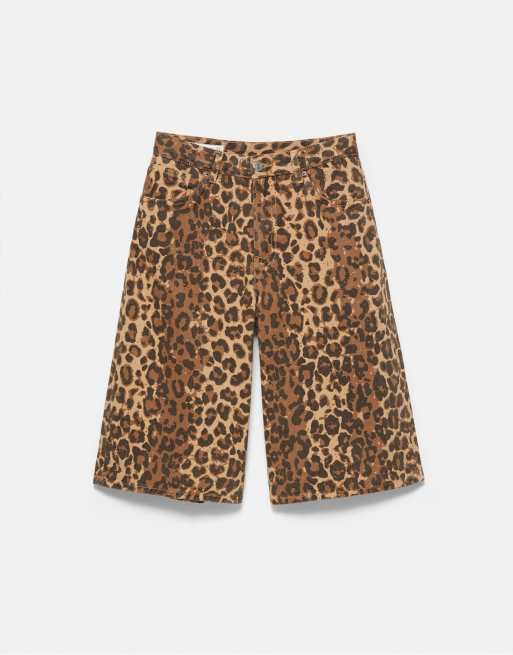 Pull&Bear bermuda en jean léopard imprimé léopard, 5 de 7