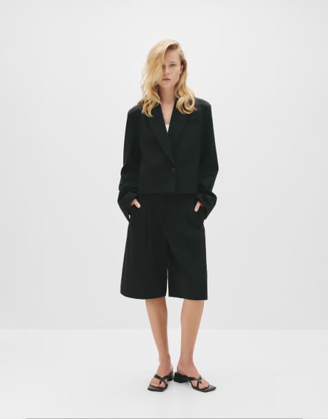 Pull&Bear - Bermuda habillé à pinces - Noir - view 1