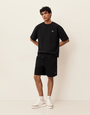 Pull & Bear Bermuda Jogger With Logo In Black