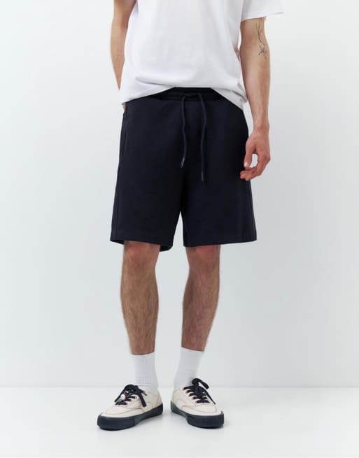 Pull&Bear – Bermuda-Joggingshorts aus Pikee in Schwarz, 4 von 4