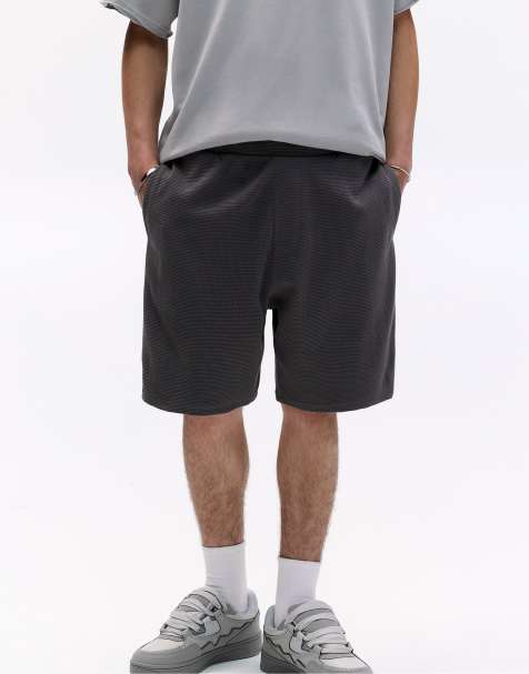 Pull&Bear bermuda shorts in waffle knit fabric in charcoal grey - view 1