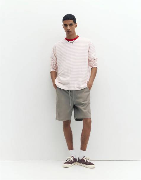 Pull&Bear Bermuda shorts with elastic waistband in grey - view 1