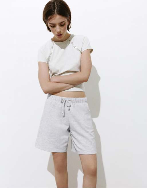 Pull&Bear Bermuda shorts with elasticated waistband in grey marl, 2 of 4
