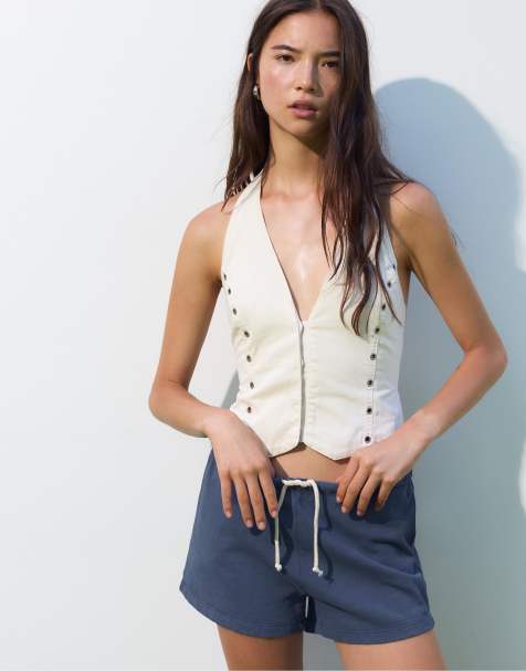 Pull&Bear - Bermuda-trainingsshort met contrasterend trekkoord in inktblauw - view 1