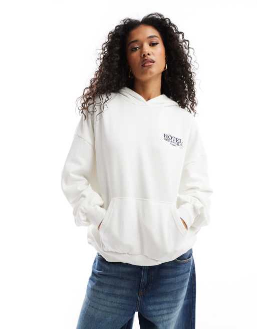 Pull&Bear Biarritz printed hoodie in white | ASOS