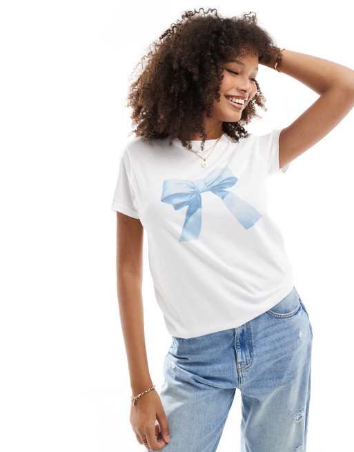 Pull&Bear – Biały T-shirt z nadrukiem kokardy