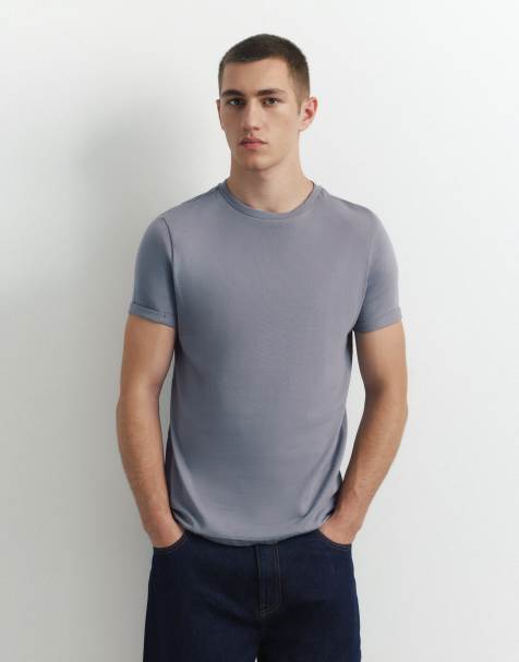 Pull&Bear - Blå tætsiddende basis-T-shirt - view 1