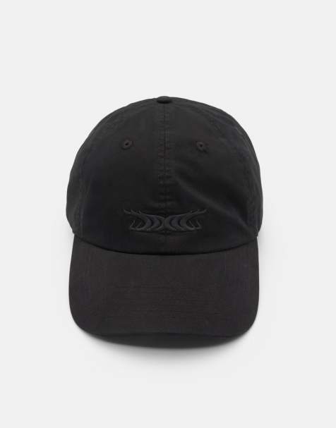 Pull&Bear Black cap with embroidery in black - view 1