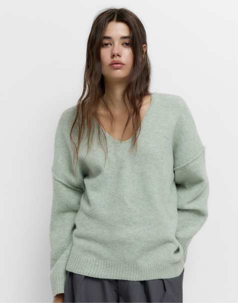Pull&Bear – Blekgrön, mjuk, stickad tröja med v-ringning - view 1