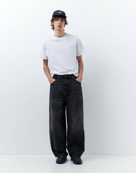 Pull&Bear – Bleksvarta, superbaggy jeans med broderi - view 1