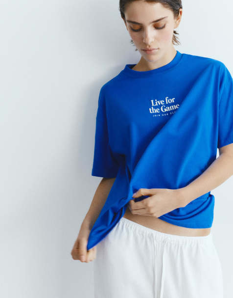 Pull&Bear Blue graphic text t-shirt in deep blue - view 1