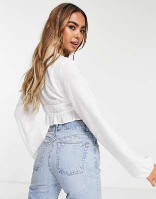 Blusa corta bianca rustica in cotone con scollo a V-Bianco - Pull&Bear Camicia donna  - immagine1