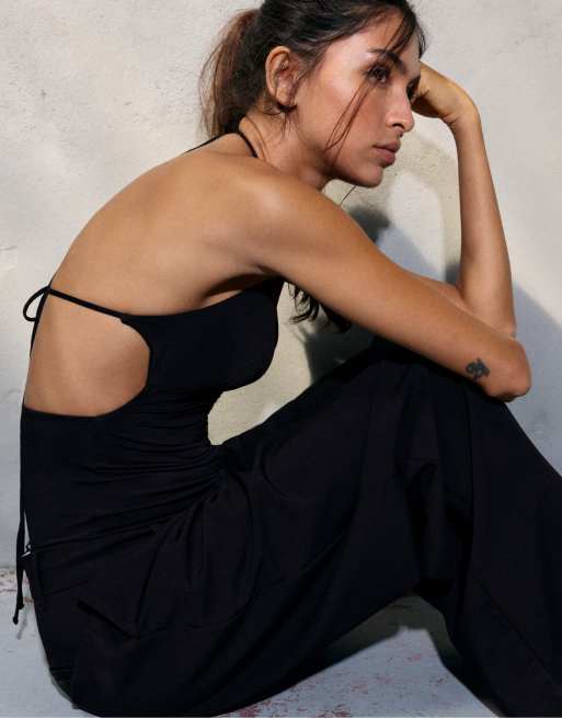 Pull&Bear body con allacciatura al collo arricciato nero, 4 di 7