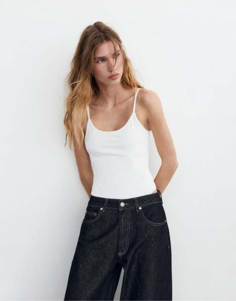 Pull&Bear - Body en polyamide à fines bretelles - Blanc - view 1