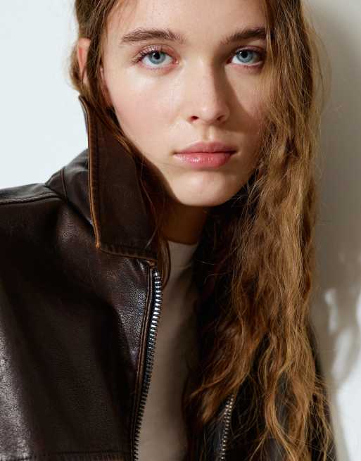 Pull&Bear - Bomber imitation cuir - Marron, 2 de 4
