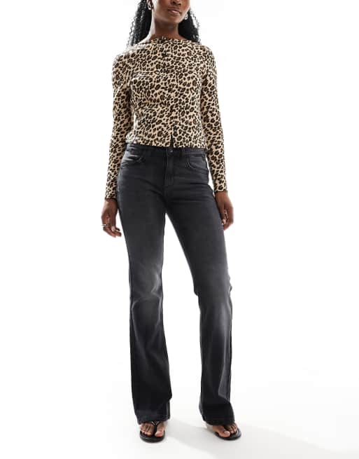 Pull&Bear - Bootcut jeans met lage taille in donkergrijs met wassing