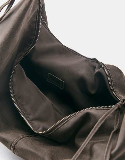 Pull&Bear borsa a tracolla con spallina annodata marrone, 4 di 4
