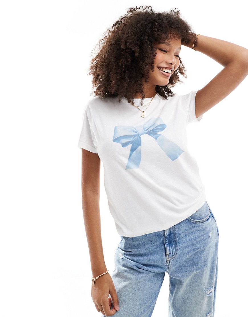 Pull & Bear bow graphic tee in white
