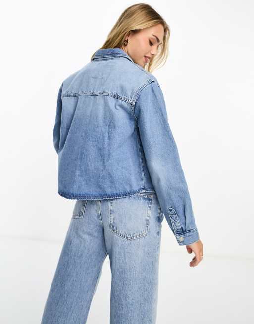 Pull&Bear boxy cropped denim shirt in medium blue