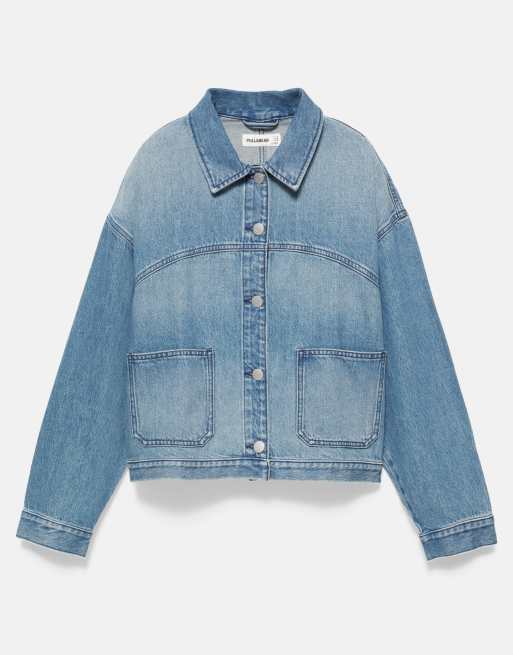 Pull&Bear boxy denim overshirt i lyseblå, 6 af 6