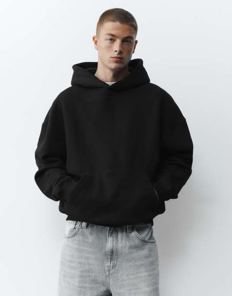 Pull&Bear Boxy fit hoodie in black - view 1